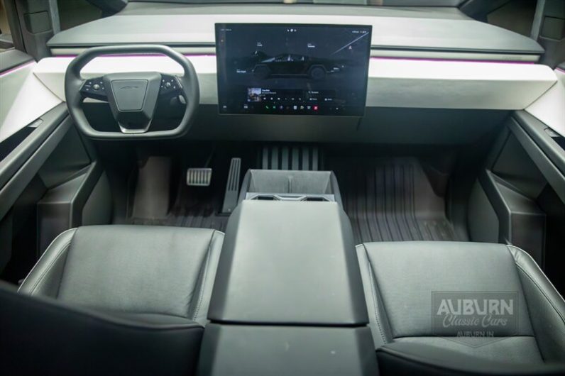 
								2024 Tesla Cybertruck Foundation Series full									