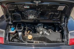 
										2002 Porsche 911 Carrera 4 full									