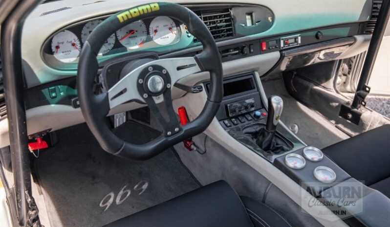 
								1985 Porsche 944 full									