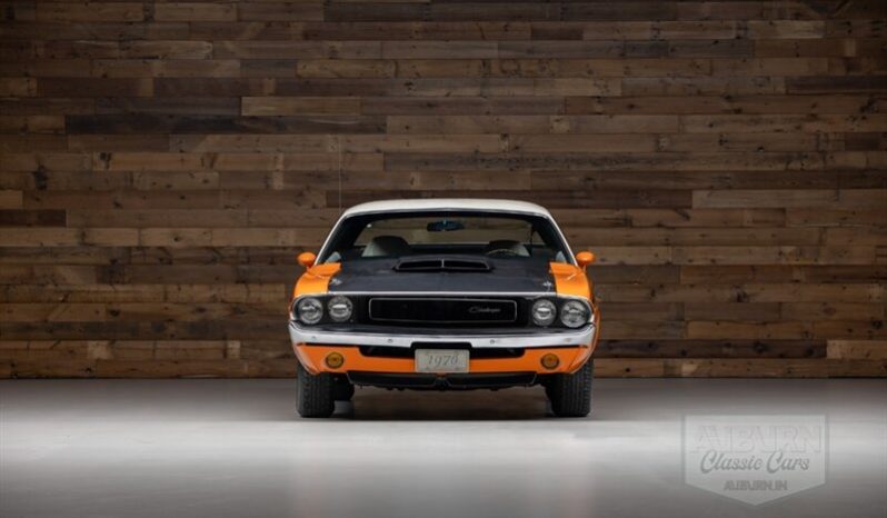 
								1970 Dodge Challenger T/A full									