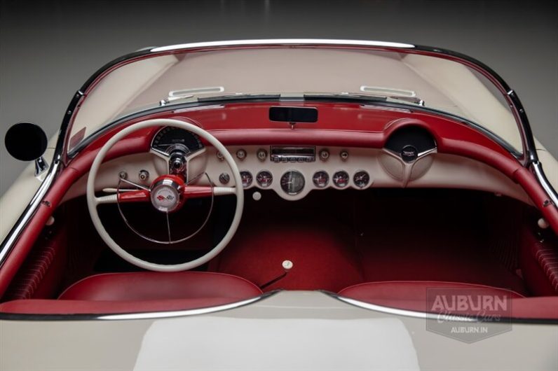 
								1954 Chevrolet Corvette full									