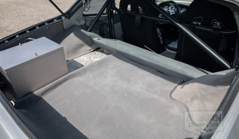 
								1985 Porsche 944 full									