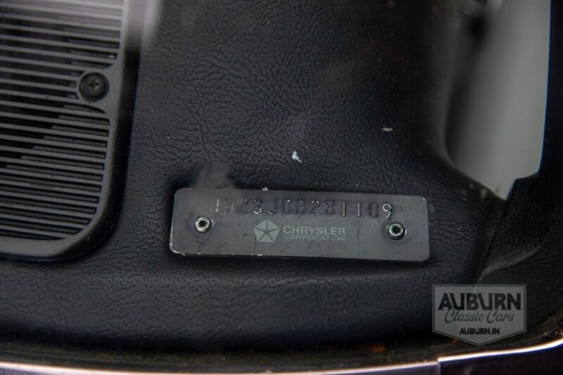 
								1970 Dodge Challenger T/A full									