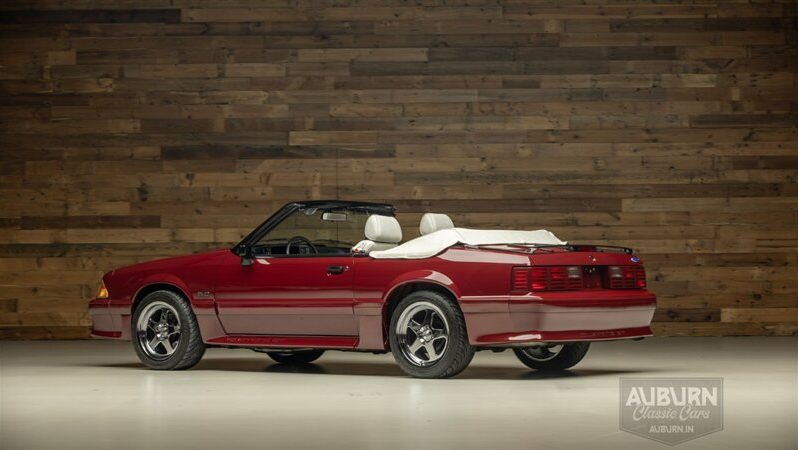 
								1989 Ford Mustang full									