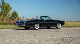 1962 Ford Thunderbird Sport