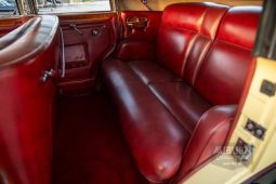 
										1932 Pierce-Arrow Eight Model 54 full									