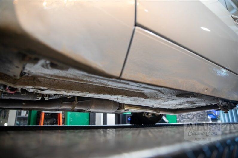 
								1985 Porsche 944 full									