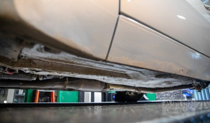 
								1985 Porsche 944 full									