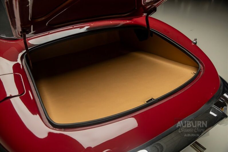 
								1970 Jaguar XKE Series II full									