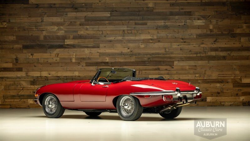 
								1970 Jaguar XKE Series II full									