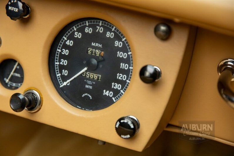 
								1957 Jaguar XK140 MC full									