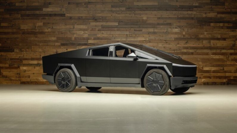 2024 Tesla Cybertruck