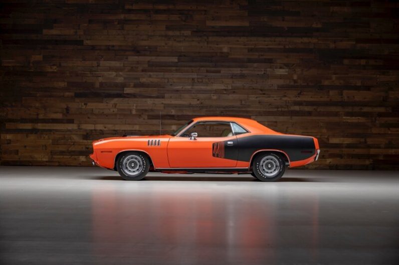 
								1971 Plymouth ‘Cuda full									