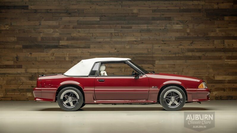 
								1989 Ford Mustang full									