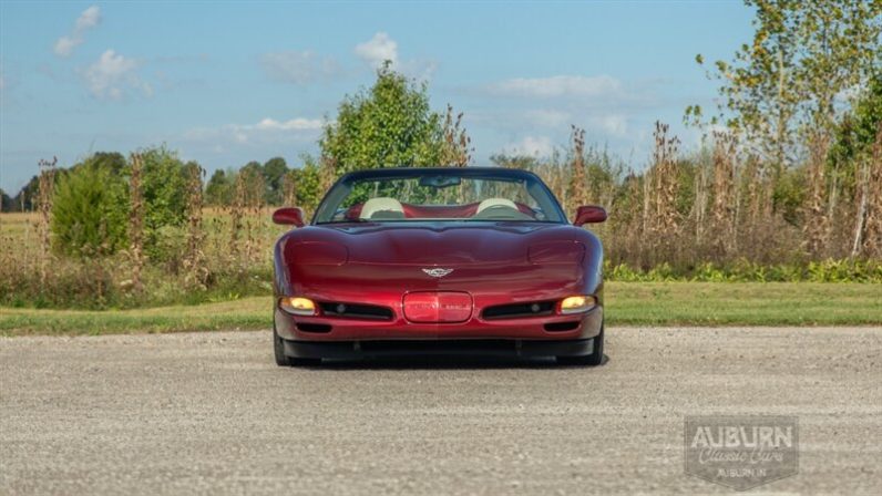 
								2003 Chevrolet Corvette 50th Anniversary Edition full									