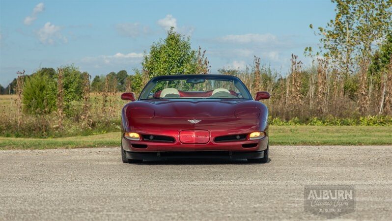 
								2003 Chevrolet Corvette 50th Anniversary Edition full									