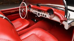 
										1953 Chevrolet Corvette full									