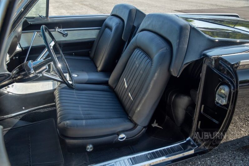 
								1962 Ford Thunderbird Sport full									