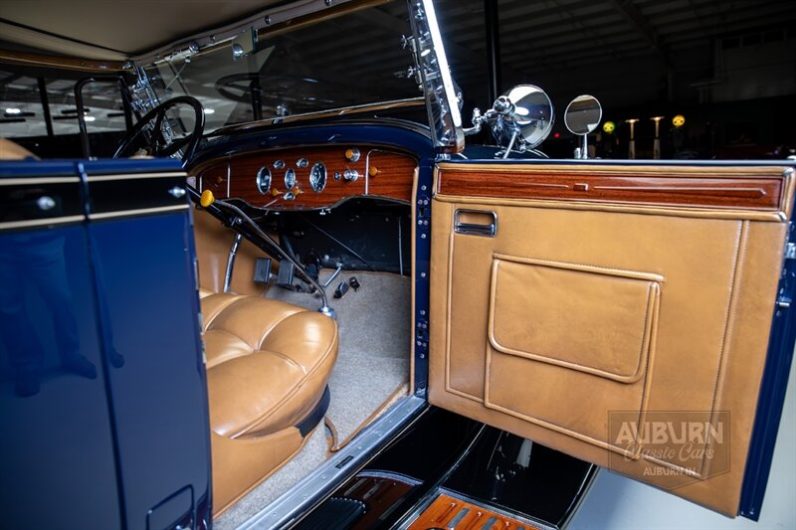 1930 Packard 745 Deluxe Eight