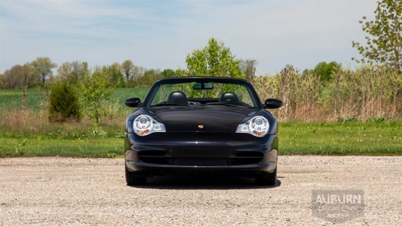 
								2002 Porsche 911 Carrera 4 full									