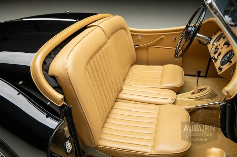 
								1957 Jaguar XK140 MC full									