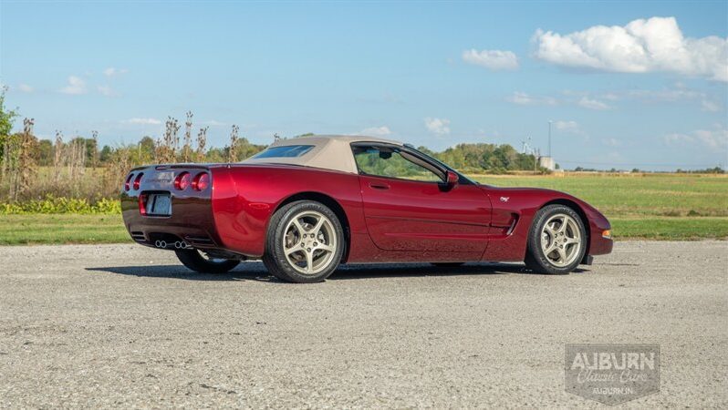 
								2003 Chevrolet Corvette 50th Anniversary Edition full									