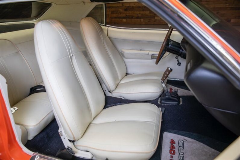 
								1971 Plymouth ‘Cuda full									