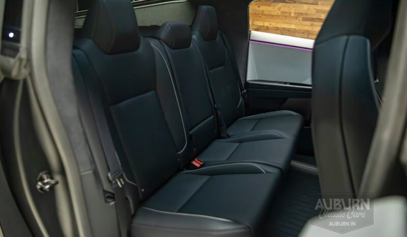 
								2024 Tesla Cybertruck Foundation Series full									