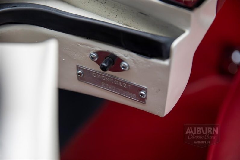 
								1954 Chevrolet Corvette full									