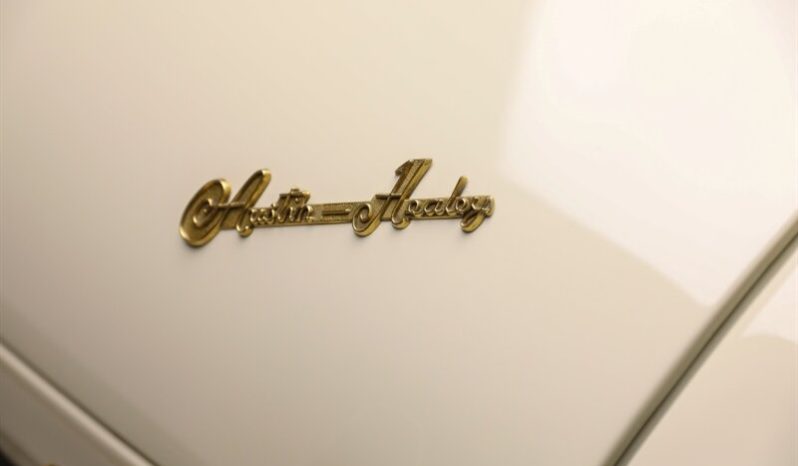 
								1958 Austin Healey 100-Six full									