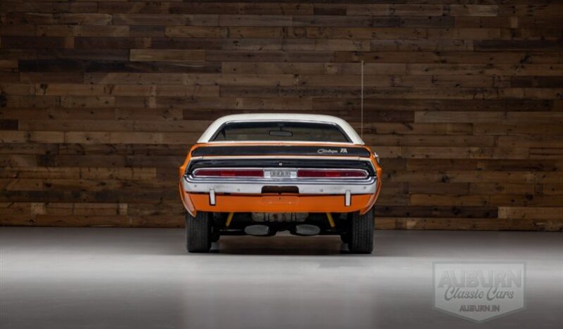 
								1970 Dodge Challenger T/A full									