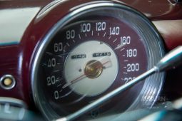 
										1953 Chrysler Special Coupe full									