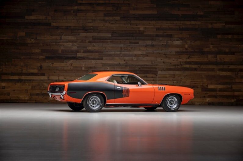 
								1971 Plymouth ‘Cuda full									