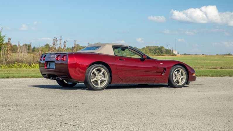 2003 Chevrolet Corvette