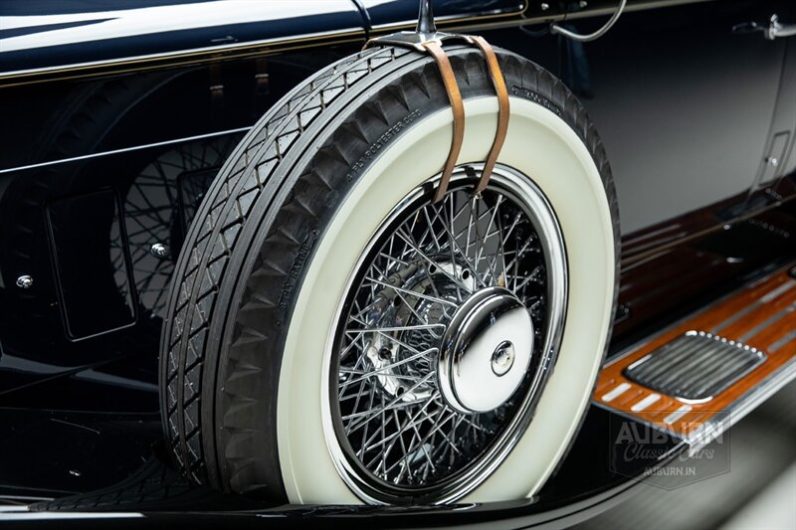 1930 Packard 745 Deluxe Eight