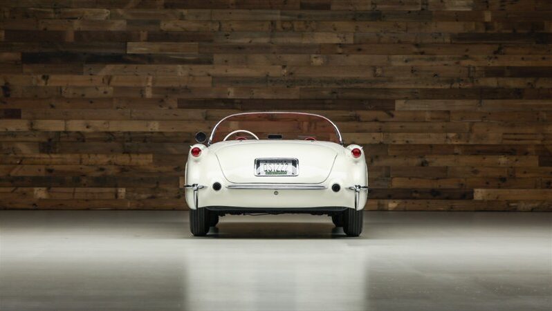 
								1953 Chevrolet Corvette full									