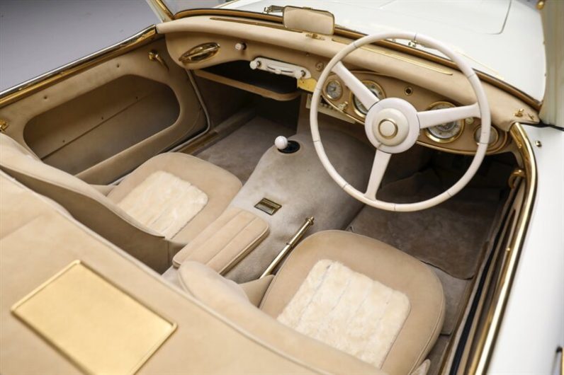 
								1958 Austin Healey 100-Six full									