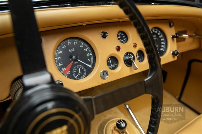 
								1957 Jaguar XK140 MC full									