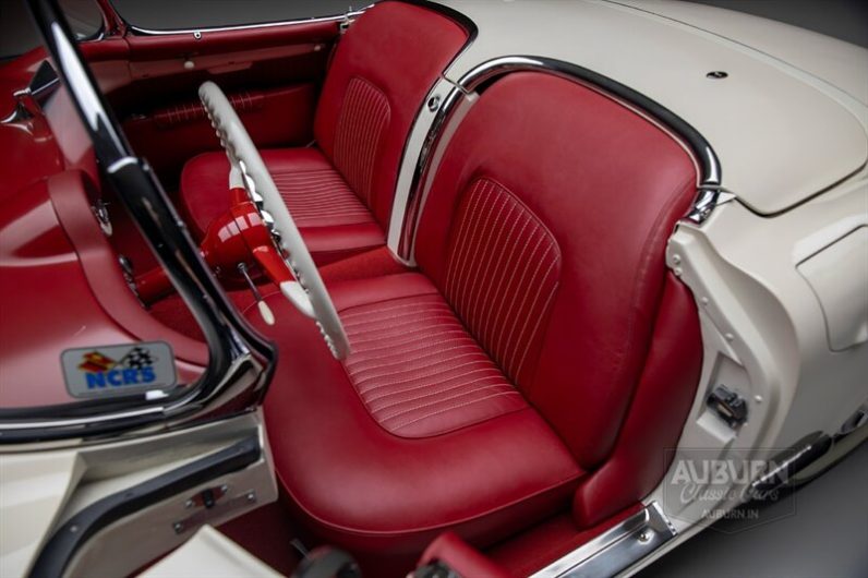 
								1954 Chevrolet Corvette full									