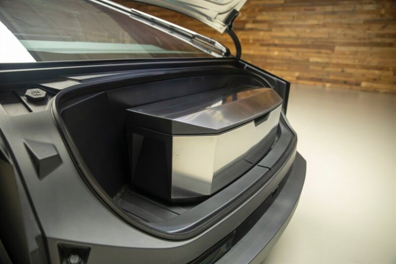 2024 Tesla Cybertruck