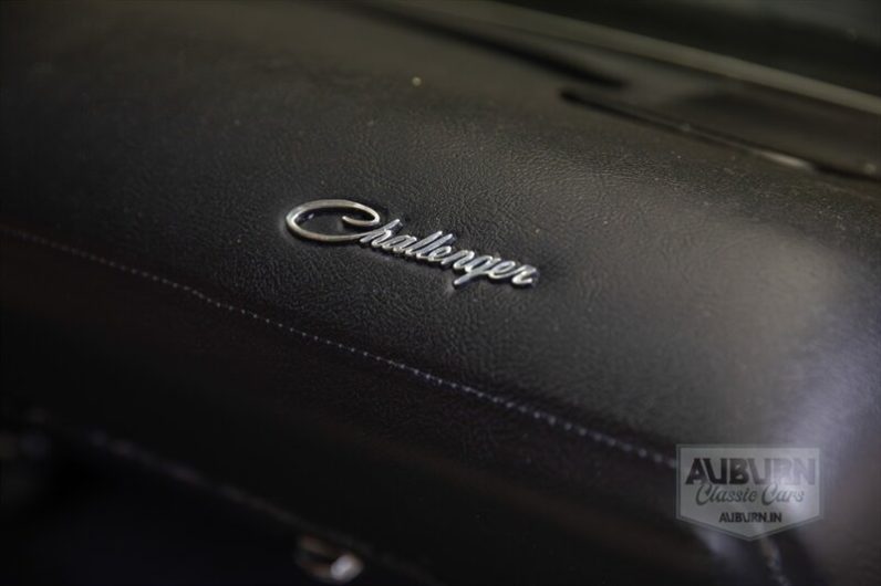 
								1970 Dodge Challenger T/A full									