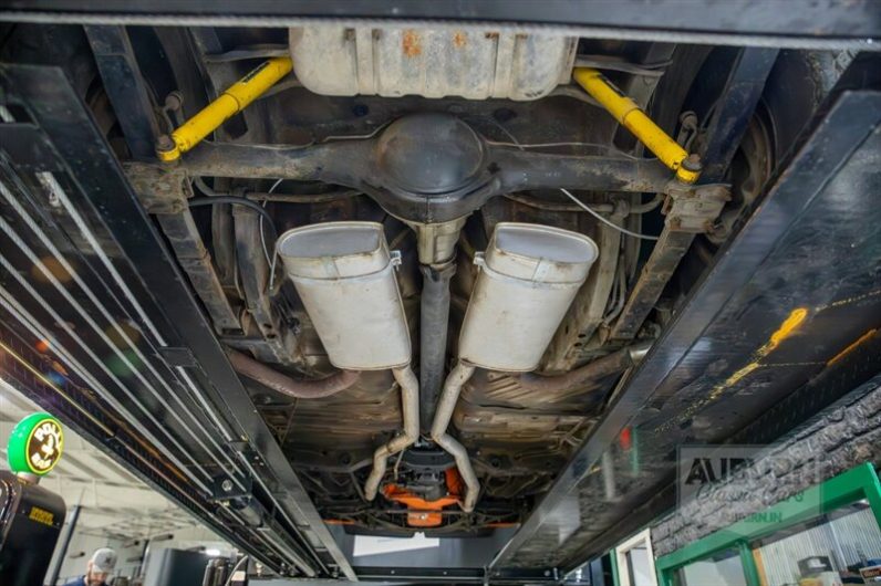 
								1970 Dodge Challenger T/A full									