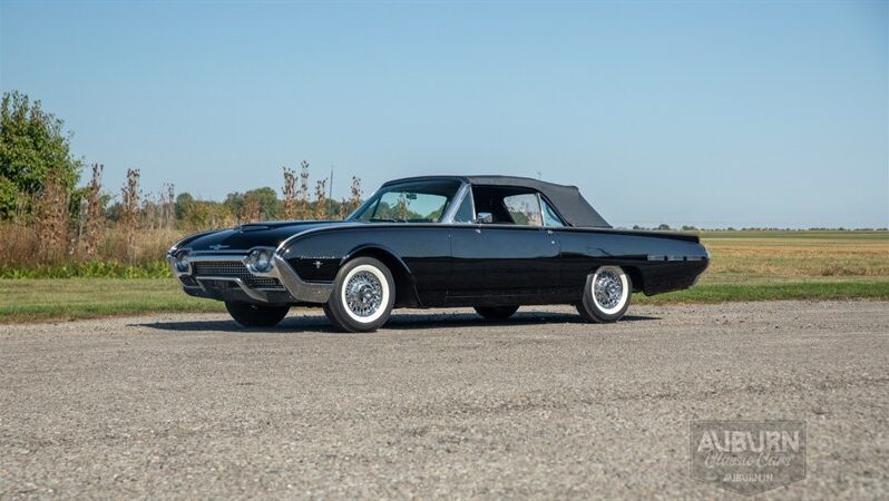 
								1962 Ford Thunderbird Sport full									