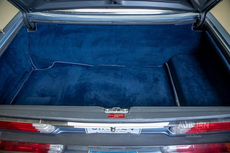 
								1986 Mercedes-Benz Roadster 560SL full									