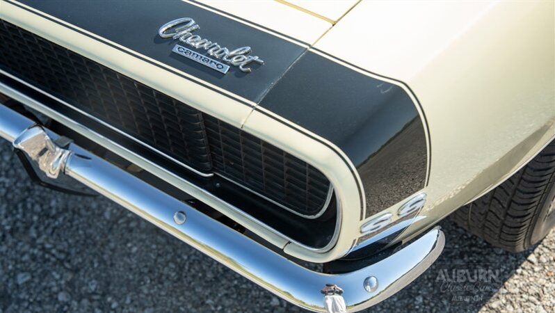 
								1967 Chevrolet Camaro RS SS full									