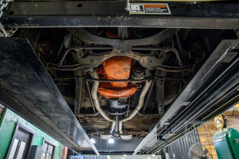 
								1970 Dodge Challenger T/A full									