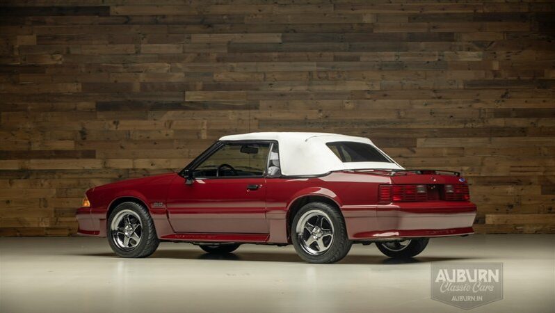 
								1989 Ford Mustang full									