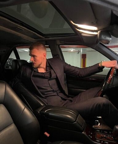 
								1999 Mercedes-Benz S-Class S600 full									