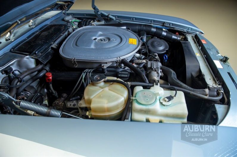 
								1986 Mercedes-Benz Roadster 560SL full									