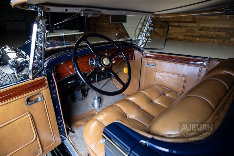 1930 Packard 745 Deluxe Eight